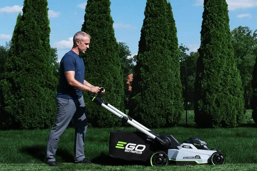 lithium battery powered lawn mowers