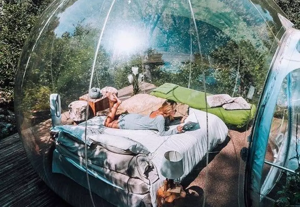 bubble tent stargazing